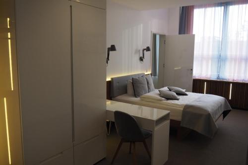 1 twin bed