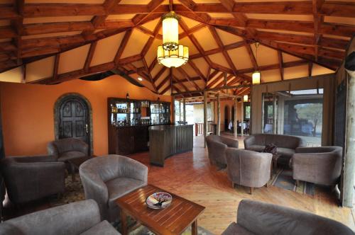 Bar/lounge, Elephant Rock Luxury Camp in Tarangire