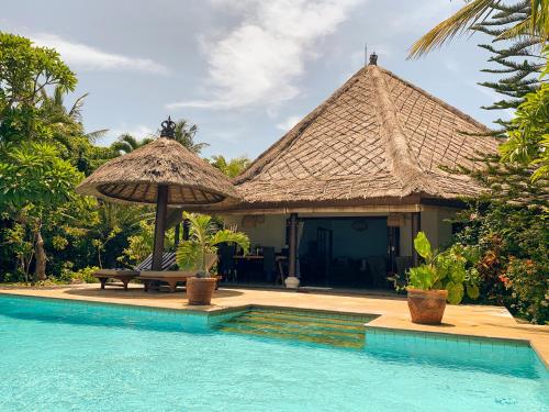 Villa Cahaya - Bali Sea Villas Beachfront and private pool