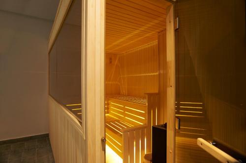 ซาวน่า, ซันไรส์ เจด - สำหรับผู้ใหญ่เท่านั้น (Sunrise Jade - Adults Only) in โพรทาราส