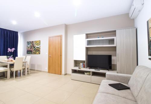 Superior Apartment image 8
