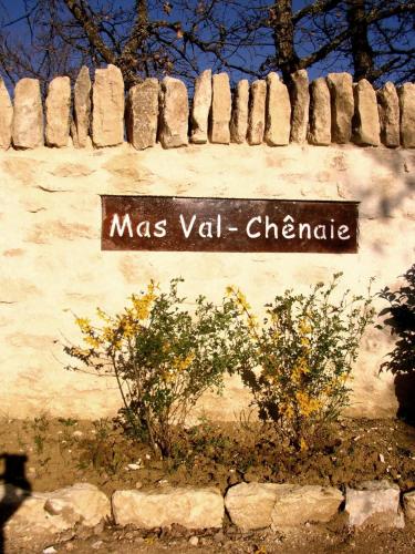 Mas Val-Chênaie - image 8