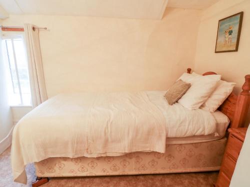 2 Rose Cottages - image 6