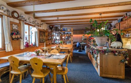 Restorāns, Ustria Crusch Alva in Obersaxen Meierhof