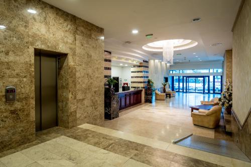 Predvorje, Grand Hotel in Targu Mures