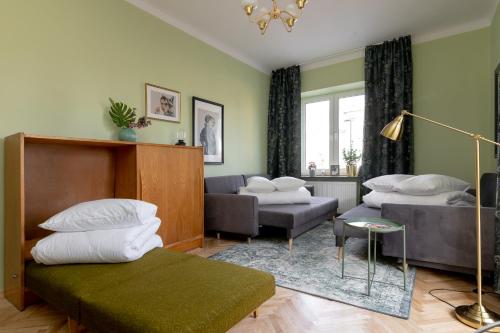 Hala Mirowska Stylish Apartment