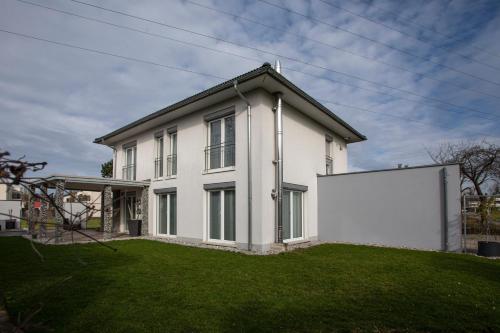 Tolles Einfamilienhaus nahe dem Bodensee in Lauterach, Österreich