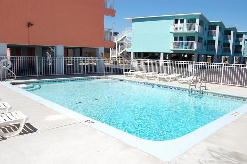 Harbor House 5 condo - main image
