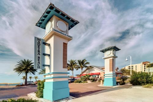New Listing! All-Suite Condo - Steps to Beach apts - image 3