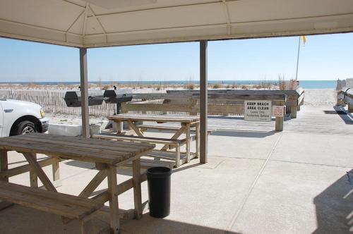 Island Winds West 177 condo - image 7