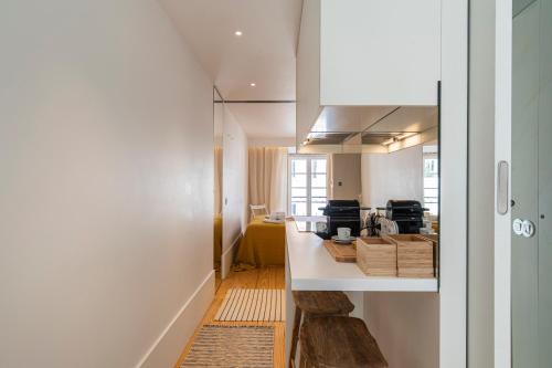 LovelyStay - The Blue Pool House - image 3