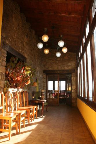 Előcsarnok, Fonda Ca l'Abel in Lles de Cerdanya