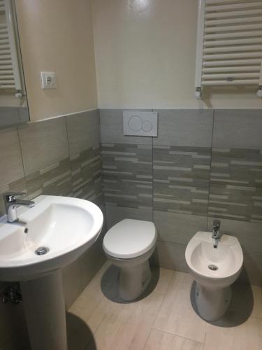 Pantheon Luxury House - image 6