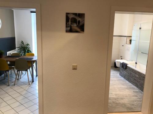 3-Room Karl-Heine - image 12