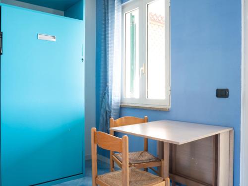 Quaint Apartment in Policastro Bussentino with Terrace - image 2