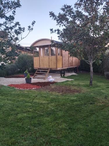 Roulotte chic chambre d'hôte Le Marquis