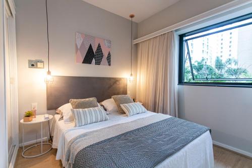 Flat Jardins, excelente localização !, São Paulo