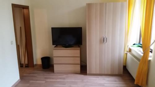 Hotel-Garni Zum Lowen 9.0km von Oderberg entfernt