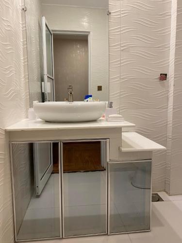 Burj Al Bahria Town Luxury Suites