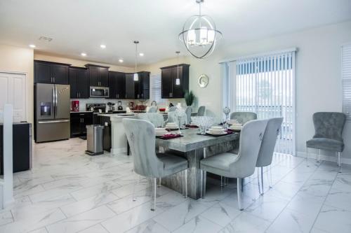 Dream Davenport Vacation Homes - image 10