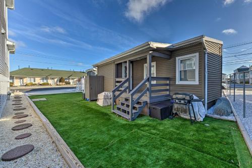 Gulf Coast Cottage - Walk to Beach and Boardwalk! in Point Pleasant Beach, USA