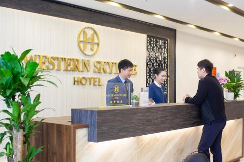 Western Skyline Hotel – Hanoi, NY