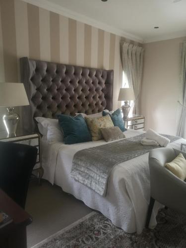 Bristow Luxury Suites With Back Up Power and Free Wi-Fi