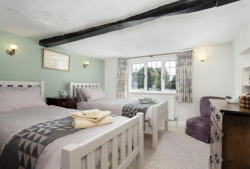 Riverside House - image 10