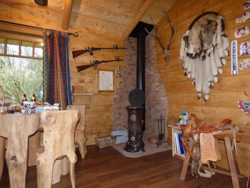 Chambre d'hote atypique "trappeur" West little ranch - Scaër