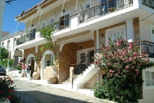 PHILOXENIA PENSION