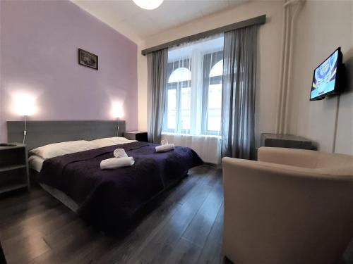 2 twin beds