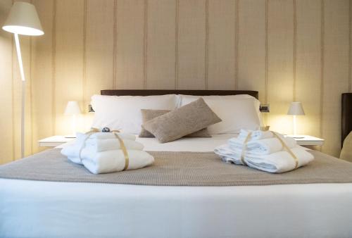 Superior Triple Room image 10