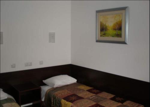 Vabriku Guesthouse - image 14