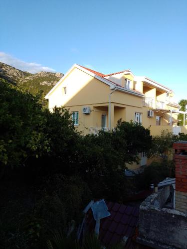 Apartmani Nedjeljka - Location saisonnière - Viganj