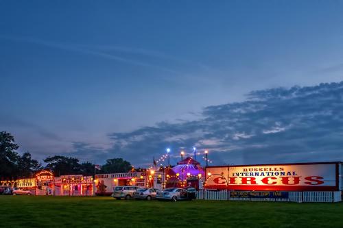 Vintage, Circus Holiday Home