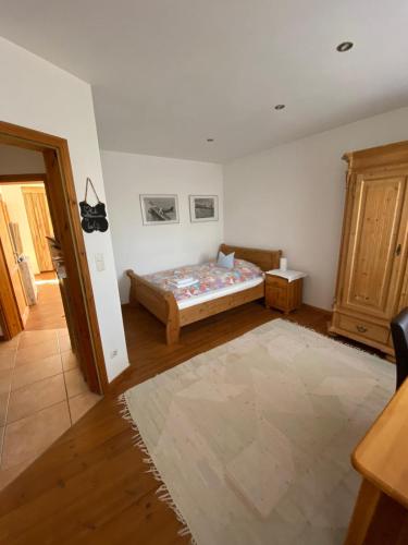 Gastezimmer Nahe Wesslinger See in Weßling, Deutschland