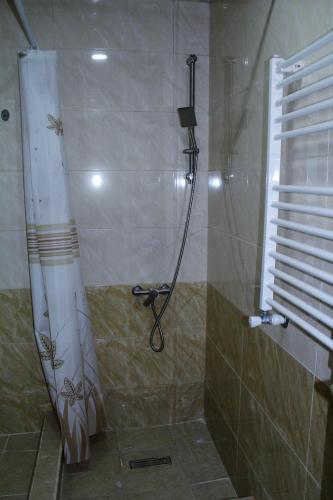 Bee Lucky Hostel and Tours – Yerevan