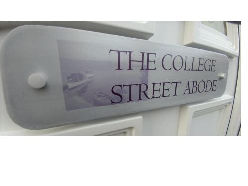 College Street Abode