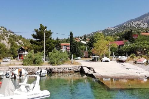 Apartments by the sea Cesarica Karlobag - 18135 