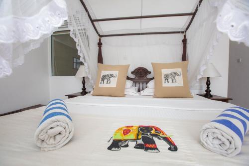 Deluxe Double Room with Sea View and Balcony image 8