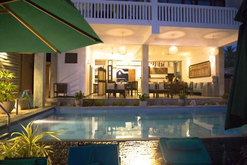 Spend the Day Package - (9 AM - 5 PM) - Pool use, Lunch & Evening Tea or Coffee image 8