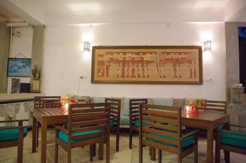 Spend the Day Package - (9 AM - 5 PM) - Pool use, Lunch & Evening Tea or Coffee image 7