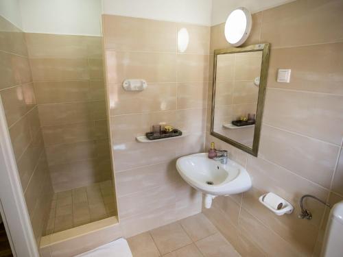  Godó Birtok in Szajol