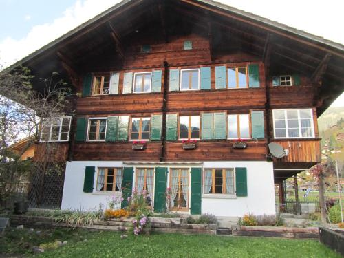 Chalet Halten Lenk