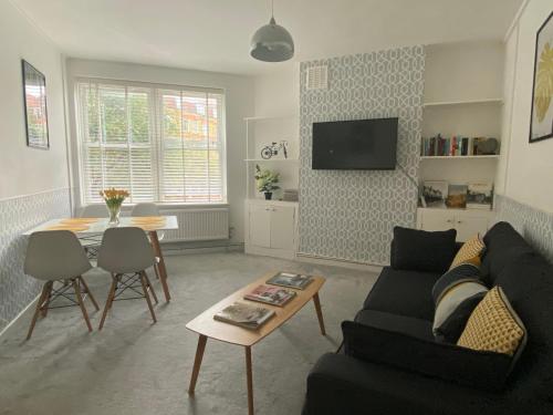 ONE BEDROOM FLAT IN FULHAM, Londýn (fotografie 2)