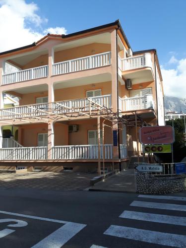 Accommodation in Baška Voda