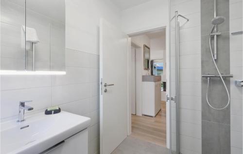 Awesome apartment in Rechlin w/ 1 Bedrooms - image 4