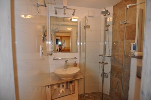 Hotel Pension Blumenbach - image 13