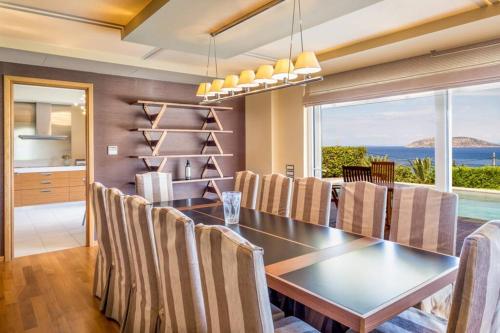 Létesítmények, Amazing 5 bedroom Villa with Swimming Pool in Thimári