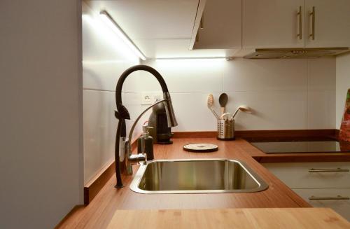 廚房, Apartamento Rural Alfawara in 阿爾法法拉